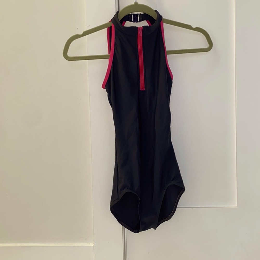 Sporty Flattering High Neck (Zipper Front/Scoop Back) Leotard